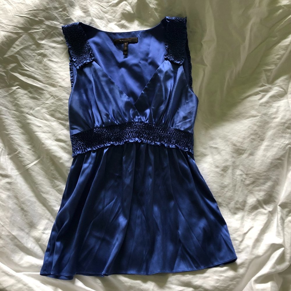 BCBG MaxAzria Sleeveless Blue Silk V-Neck